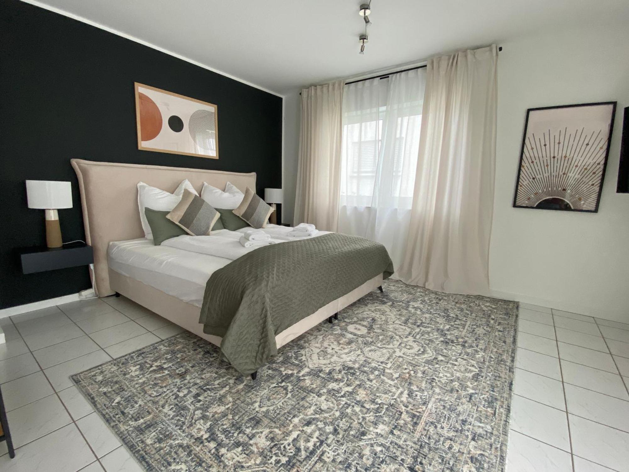 Moderne Wohnung Mit Terrasse & Parkplatz; Naehe Bwzk & Amazon Koblenz  Exterior photo