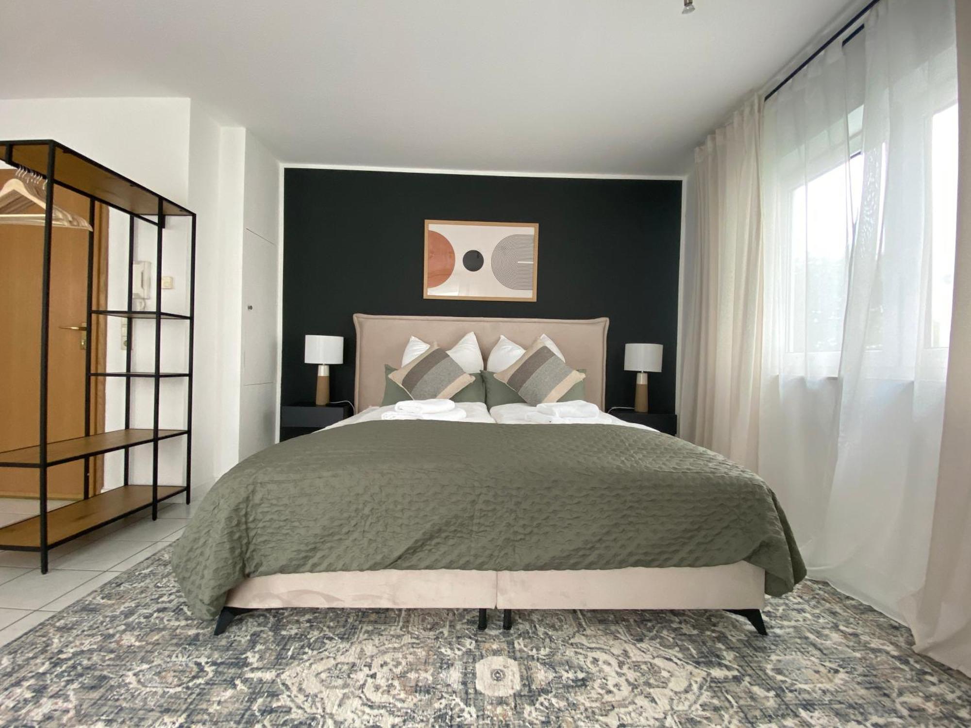 Moderne Wohnung Mit Terrasse & Parkplatz; Naehe Bwzk & Amazon Koblenz  Exterior photo