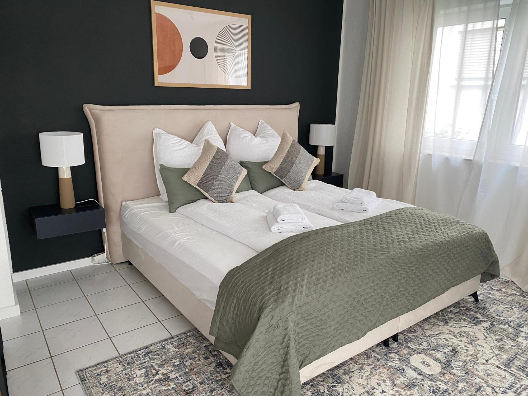 Moderne Wohnung Mit Terrasse & Parkplatz; Naehe Bwzk & Amazon Koblenz  Exterior photo